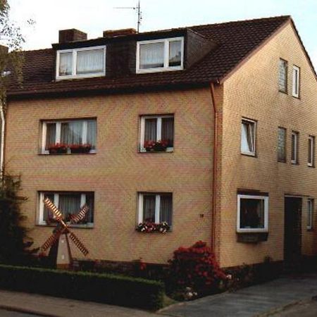 Privat-Pension-Doemens Aachen Bagian luar foto