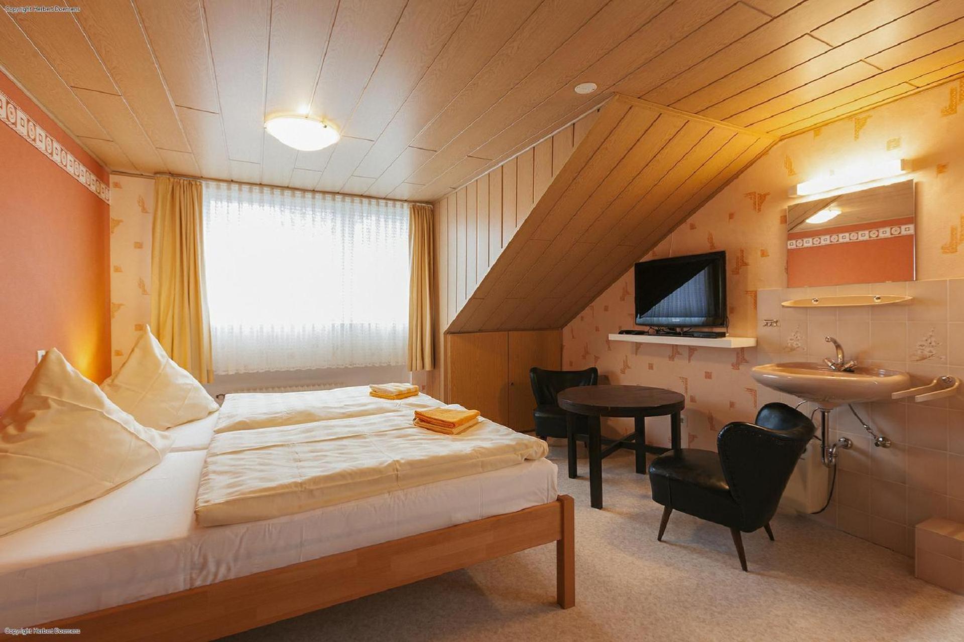 Privat-Pension-Doemens Aachen Ruang foto