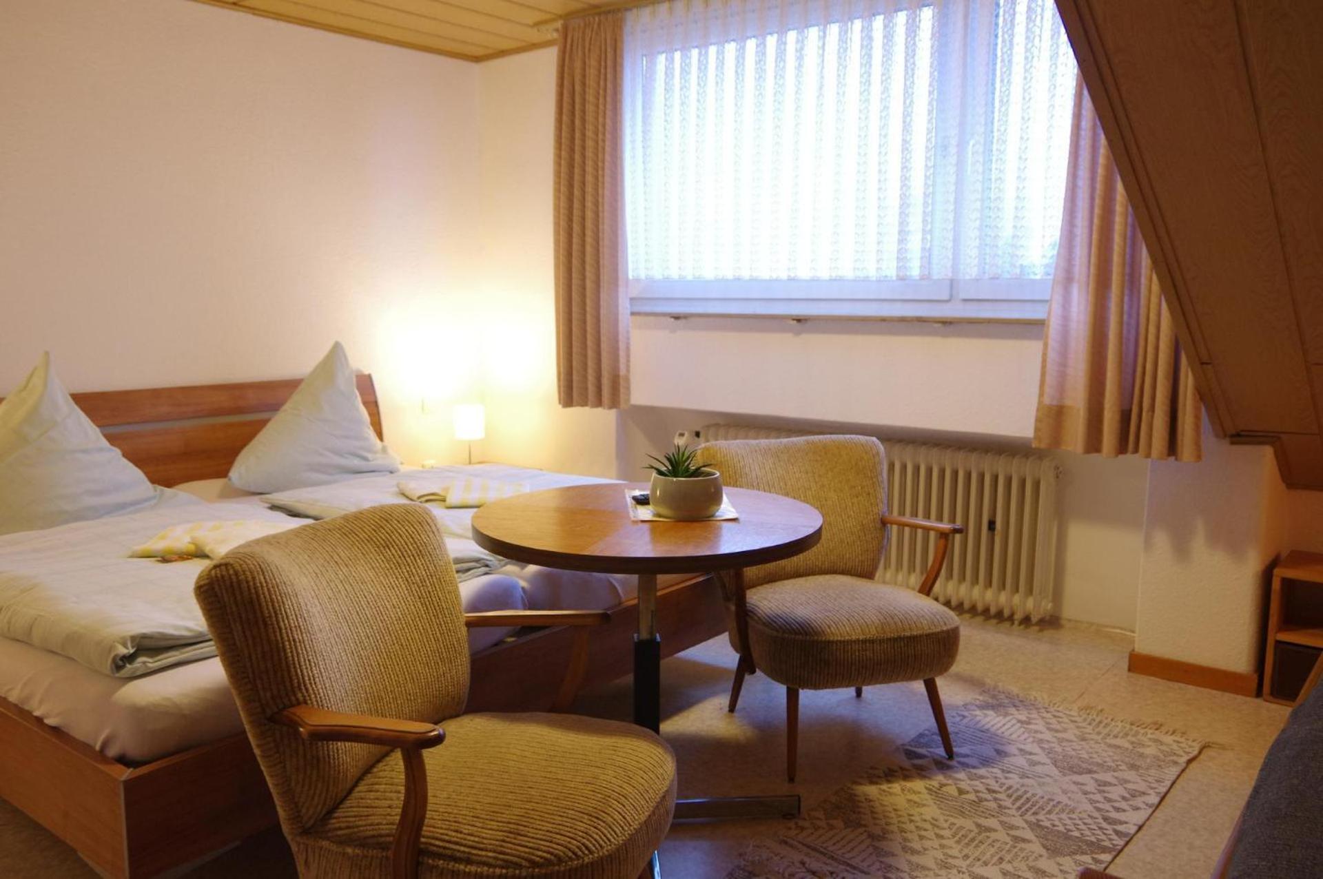 Privat-Pension-Doemens Aachen Ruang foto