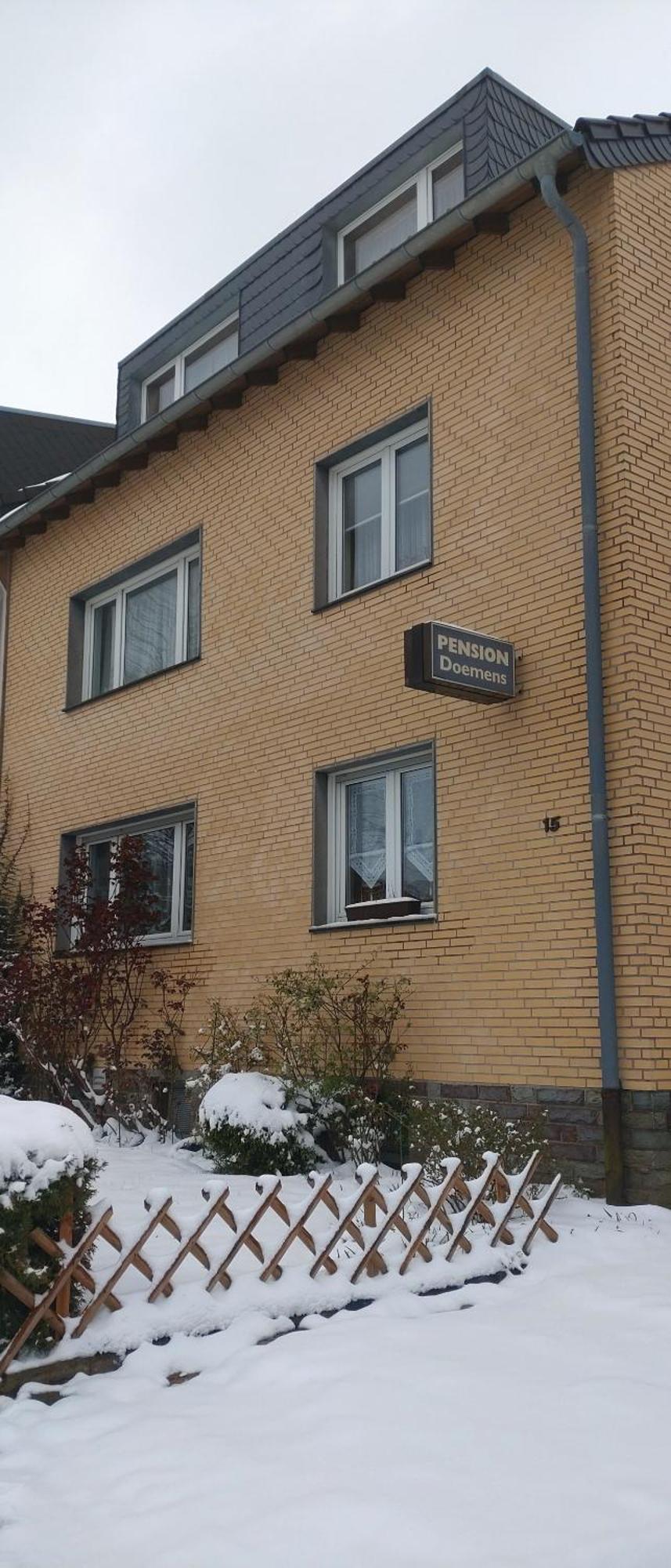 Privat-Pension-Doemens Aachen Bagian luar foto